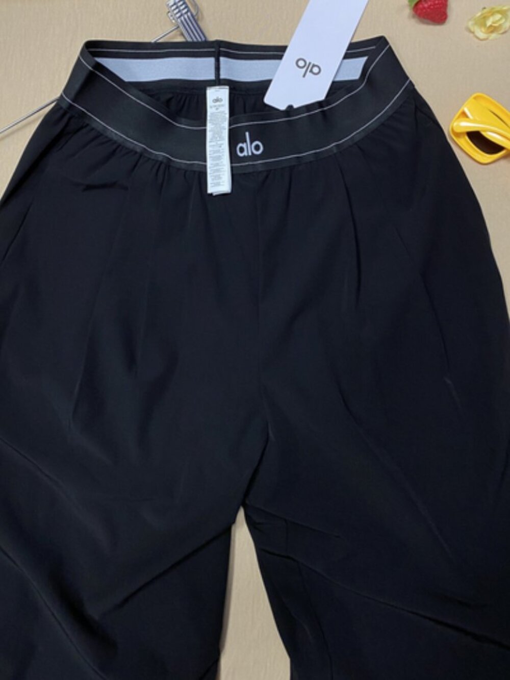 Black⭐ALO Yoga Suit Up Wide Trouser Regular30” Inseam😍Flowy & Flattering NWT - Picture 3 of 7